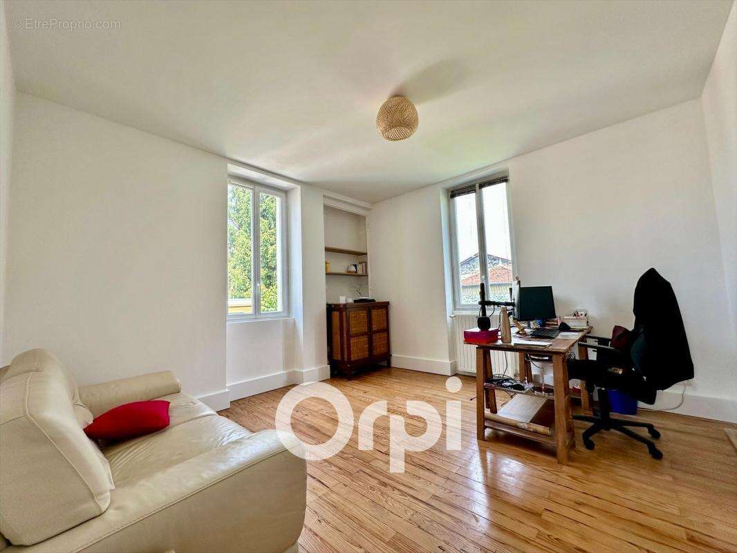 Maison à VILLARD-BONNOT