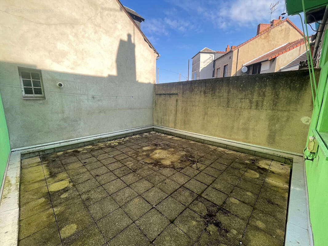 Appartement à COMMENTRY