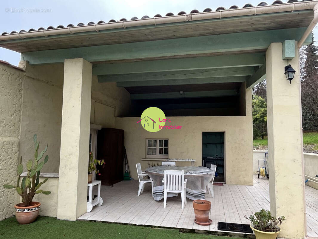 Maison à FONTCOUVERTE