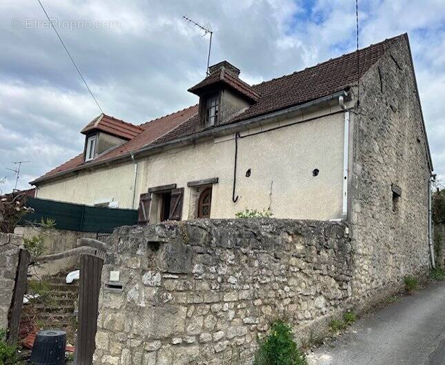 Maison à SAINT-SAUVEUR