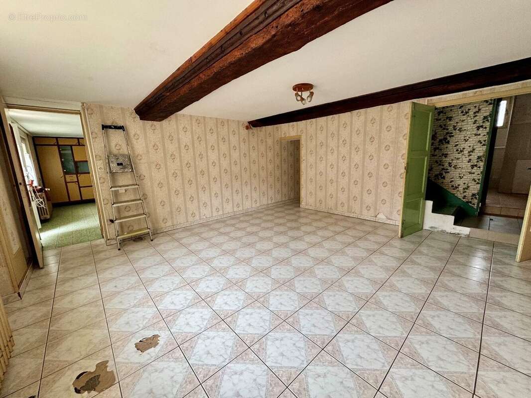 Maison à BENOUVILLE