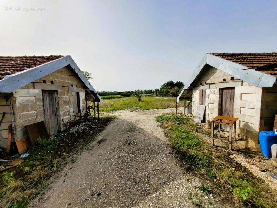 Maison à SAINT-CIERS-SUR-GIRONDE