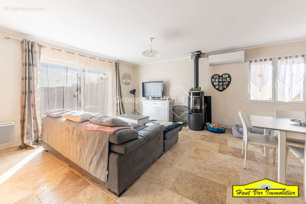 Maison à GREOUX-LES-BAINS