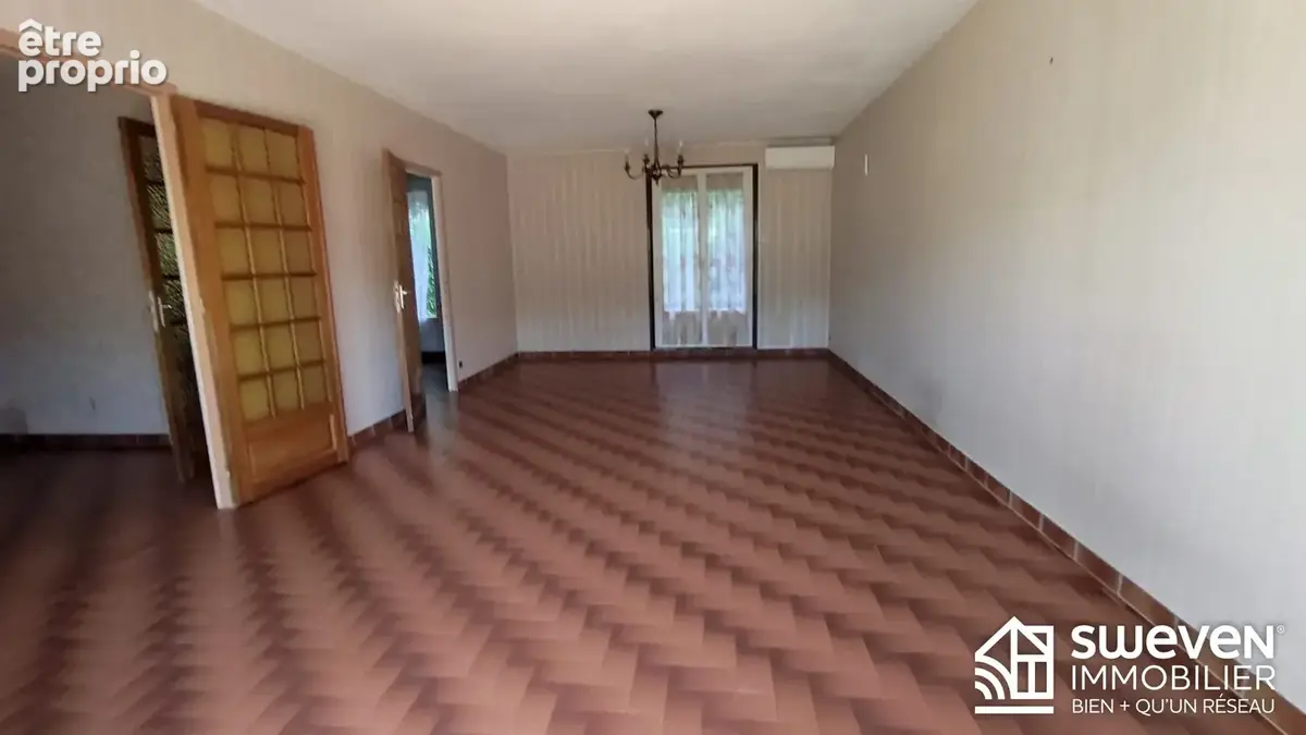 Maison 105 m² à Saint-Laurent-De-La-Salanque  - photo 9