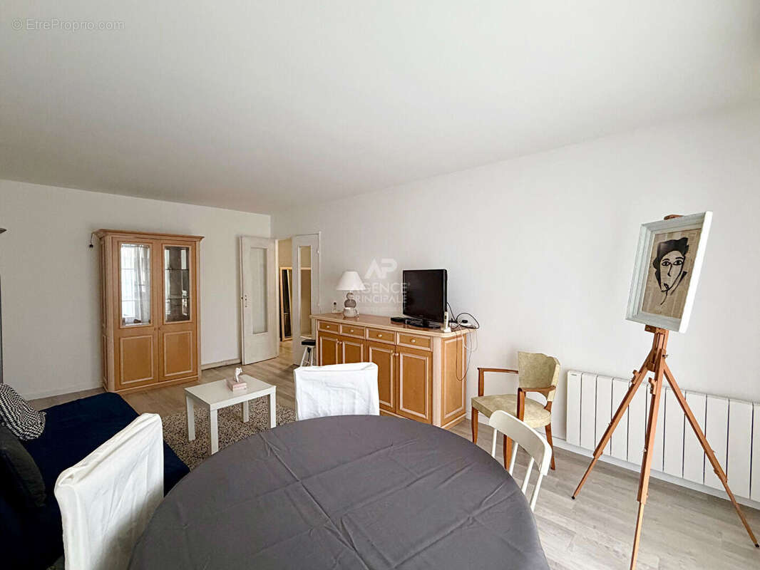Appartement Ermont 4 pièce(s) 79.95 m2 - photo 2