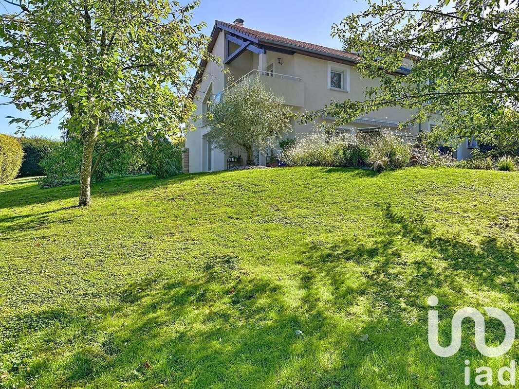 Photo 2 - Maison à NOUILLY