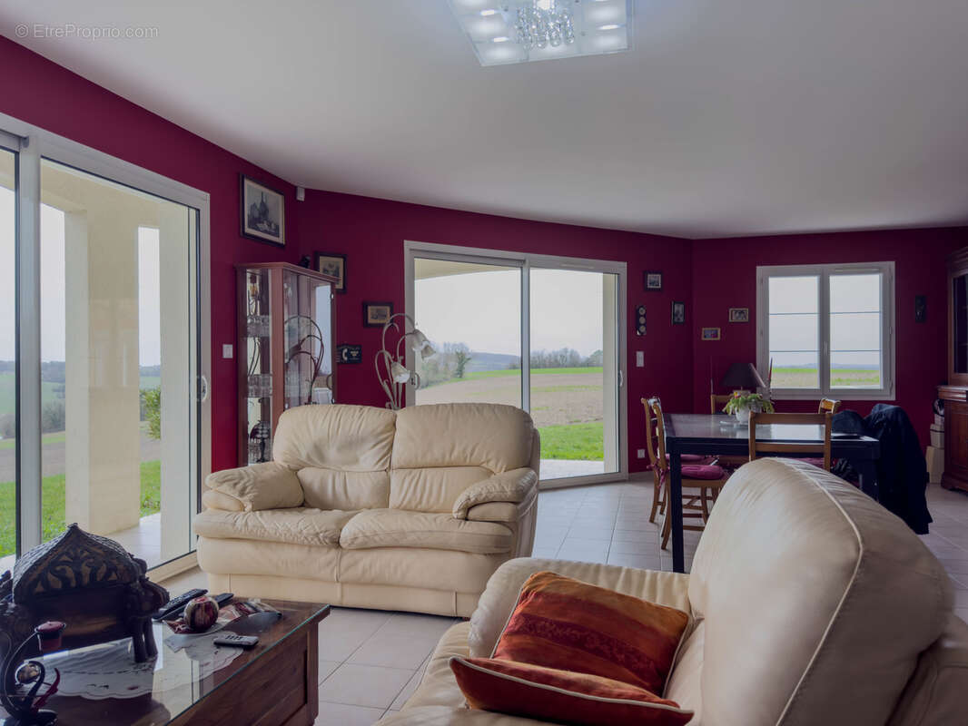 Maison à SAINT-PAUL-LIZONNE