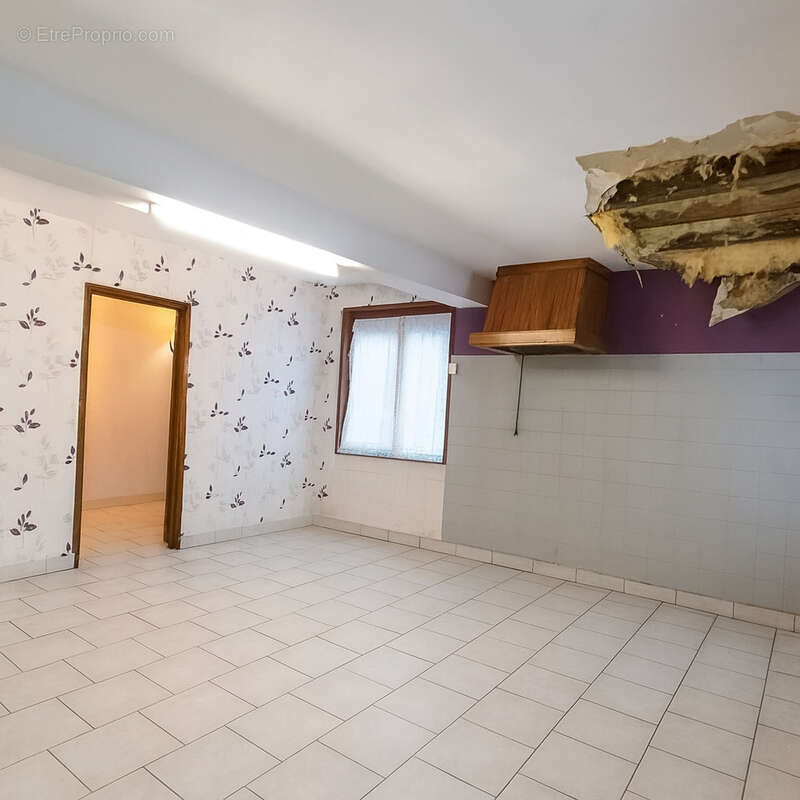 Maison à MONCHEAUX