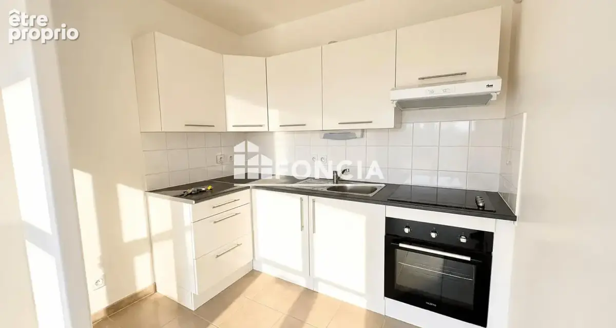 Exclusivité – superbe type 2 de 44 m² – terrasse de 14 m² sur coulée verte – aucun vis-à-vis – parking en sous-sol - photo 2