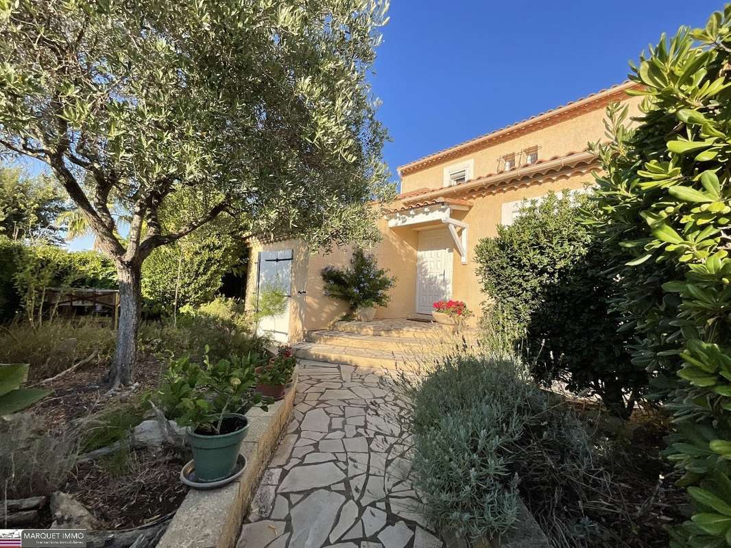 Maison à COLOMBIERS