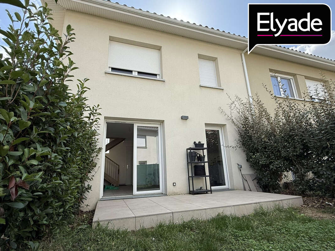 Maison 78 m² à La Salvetat-Saint-Gilles  - photo 4