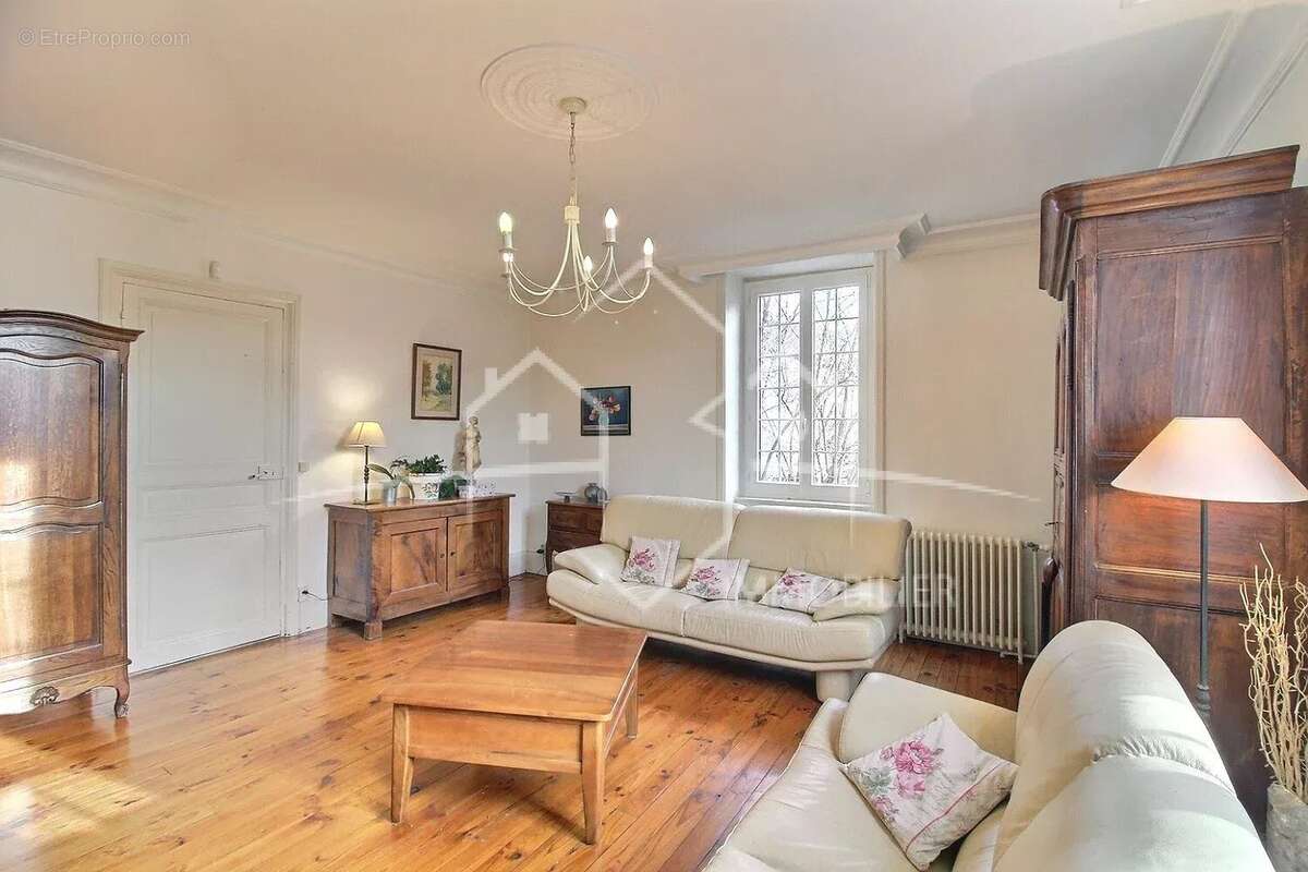 Maison à SAINT-VALLIER