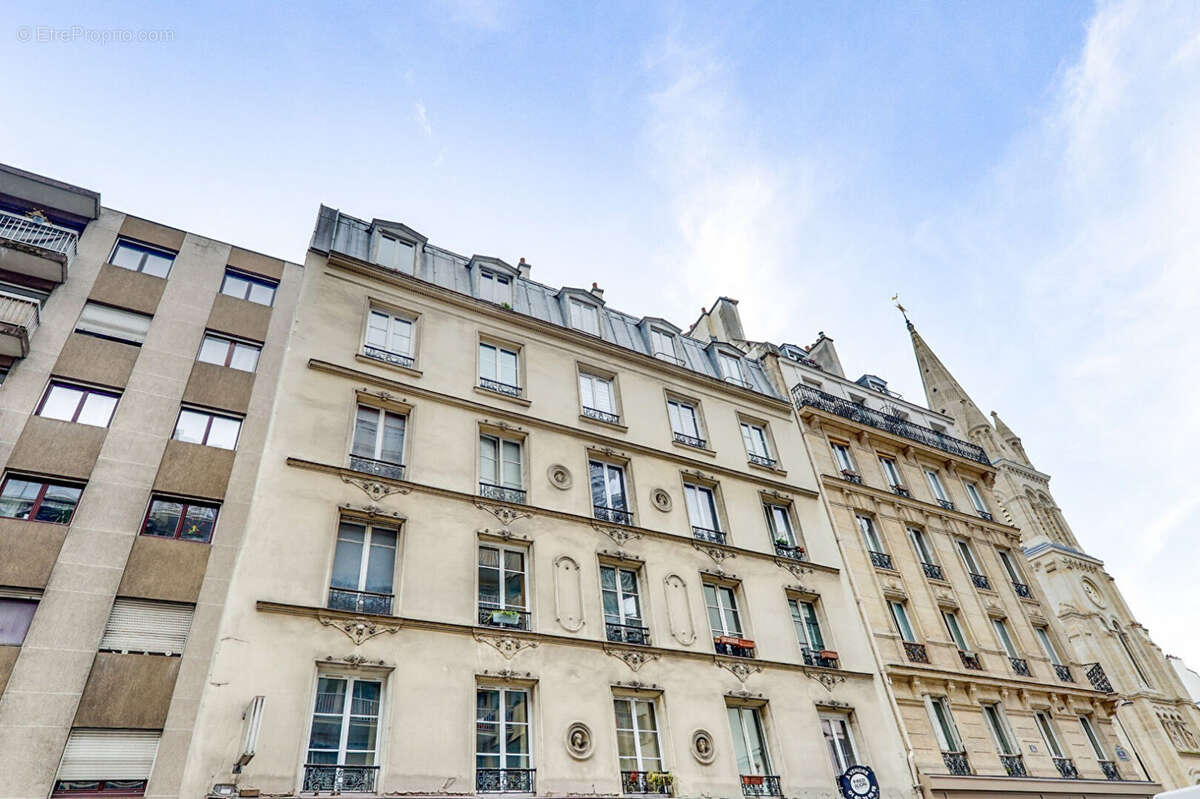 Appartement à PARIS-11E