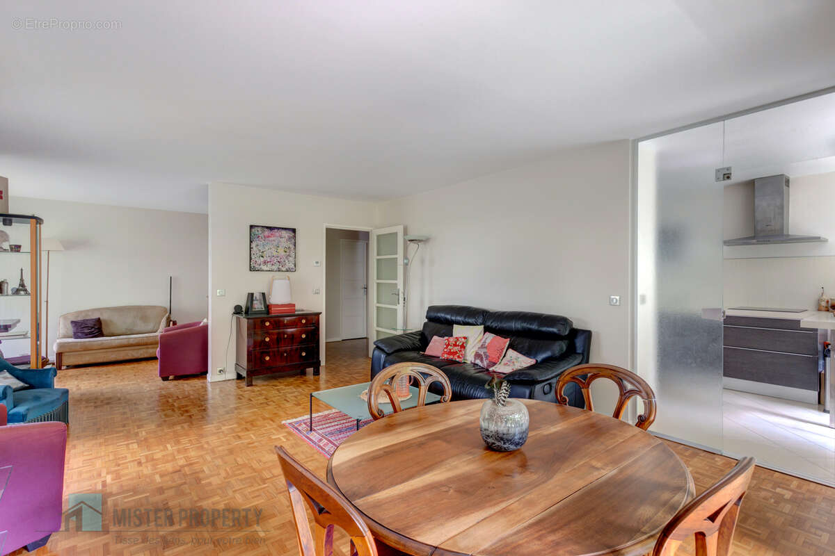 Appartement à BOUGIVAL