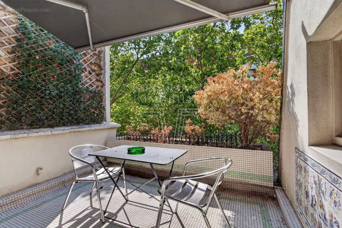 Boulogne Porte de Saint-Cloud . DUPLEX TROIS CHAMBRES - photo 19