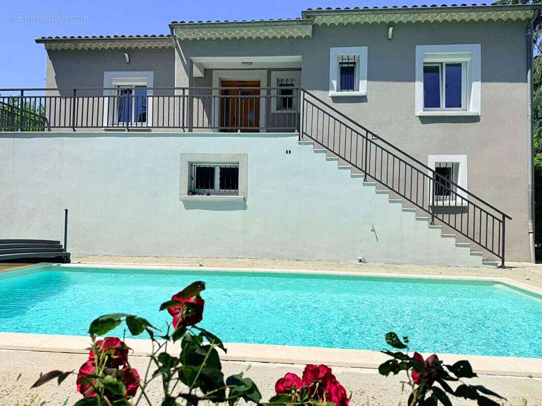 Maison à VAISON-LA-ROMAINE