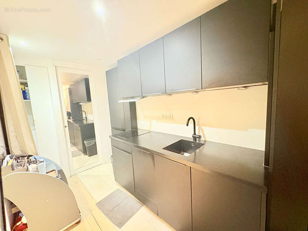 Appartement à PARIS-12E