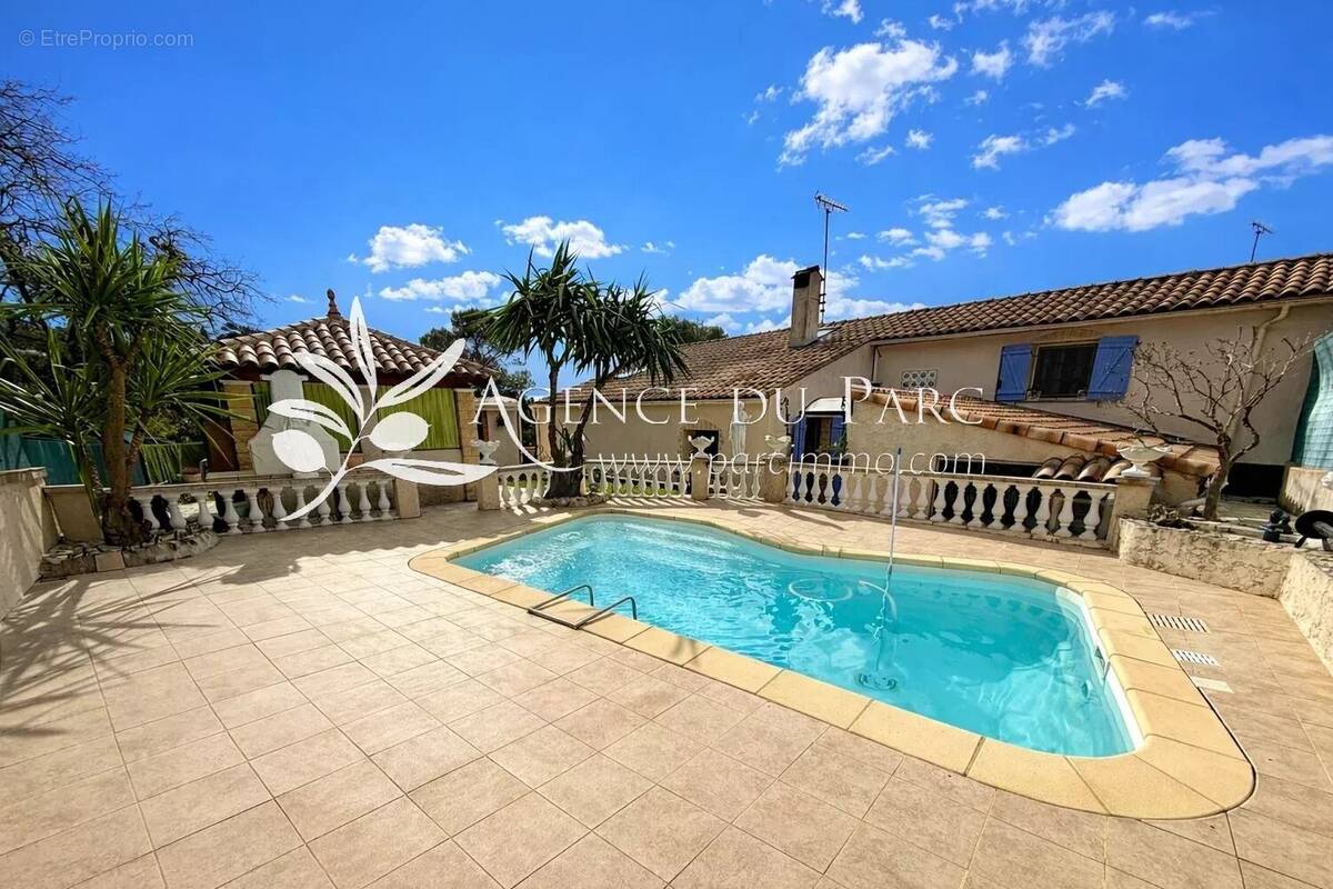 Maison à MOUGINS
