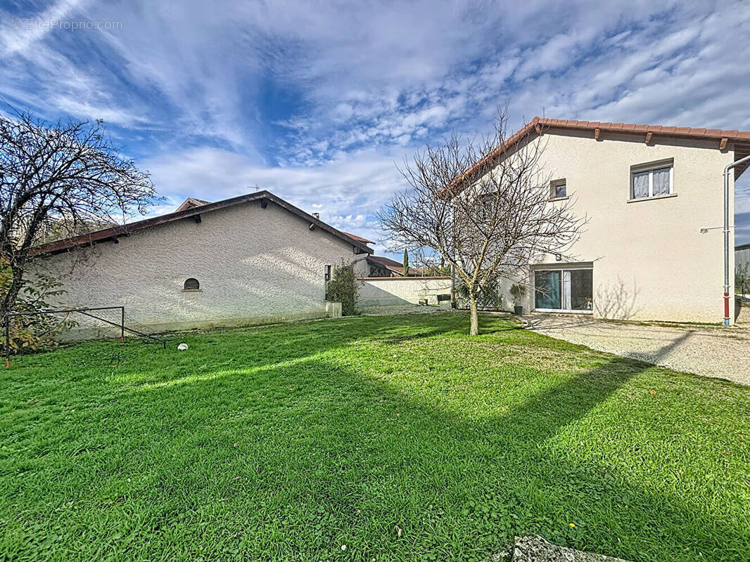 Maison à SAINT-JEAN-DE-NIOST