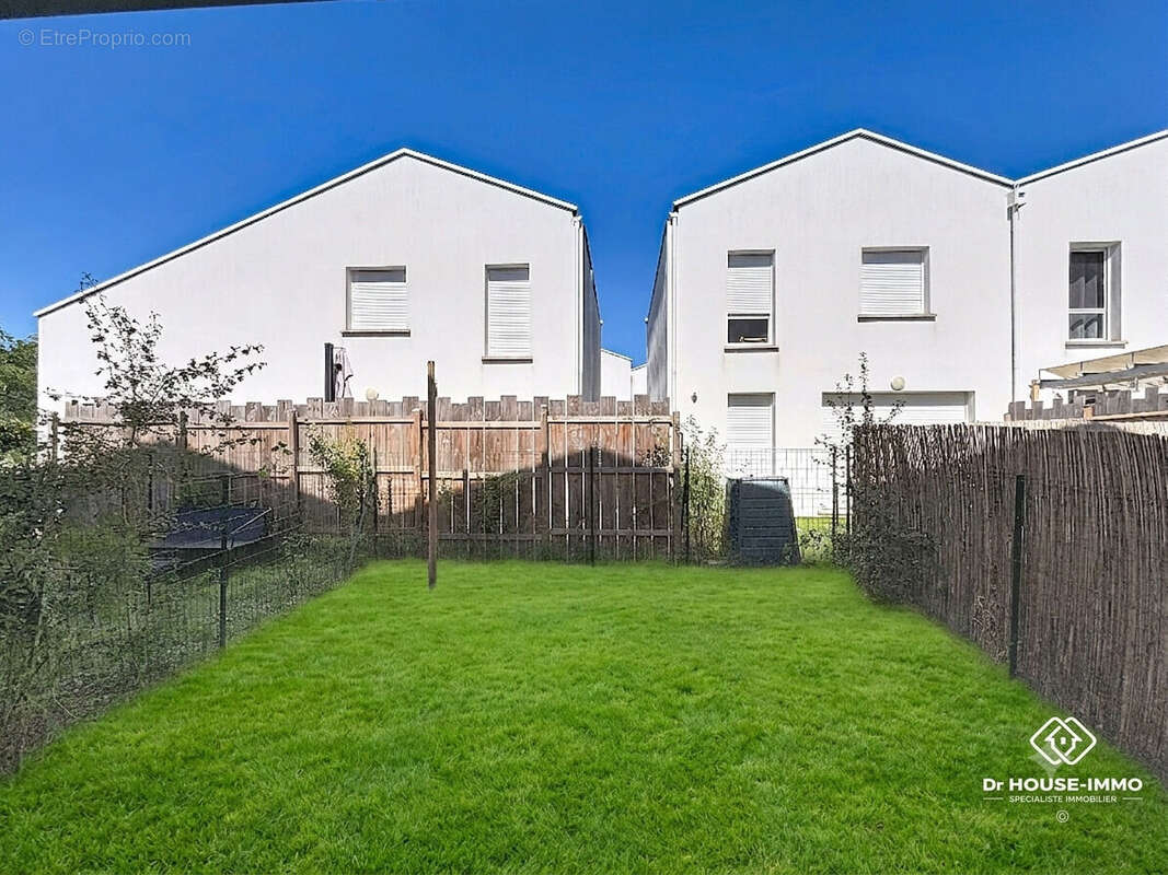 Maison 66 m² à Merignac  - photo 57