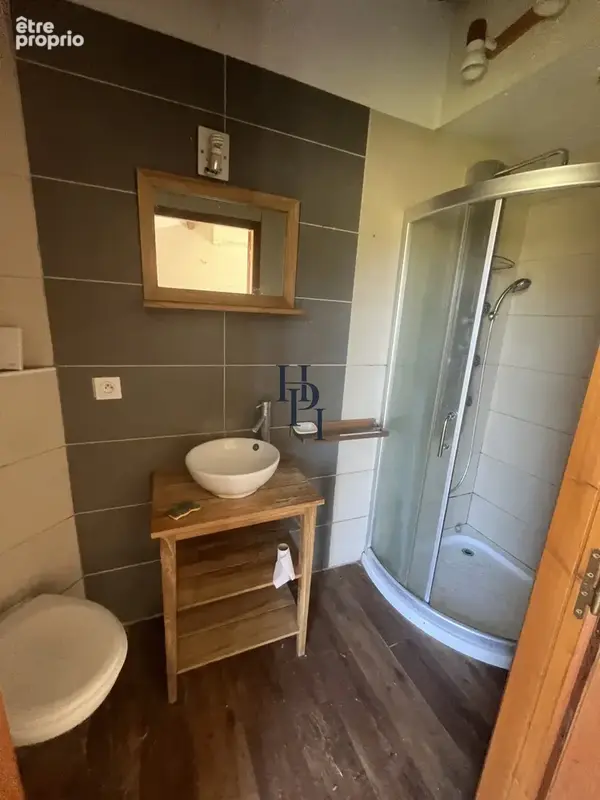 Saint Affrique, Vente maison rénovée avec terrain attenant. - photo 14