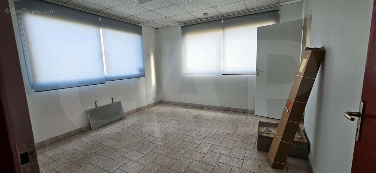 Autre à SAINT-JACQUES-DE-LA-LANDE