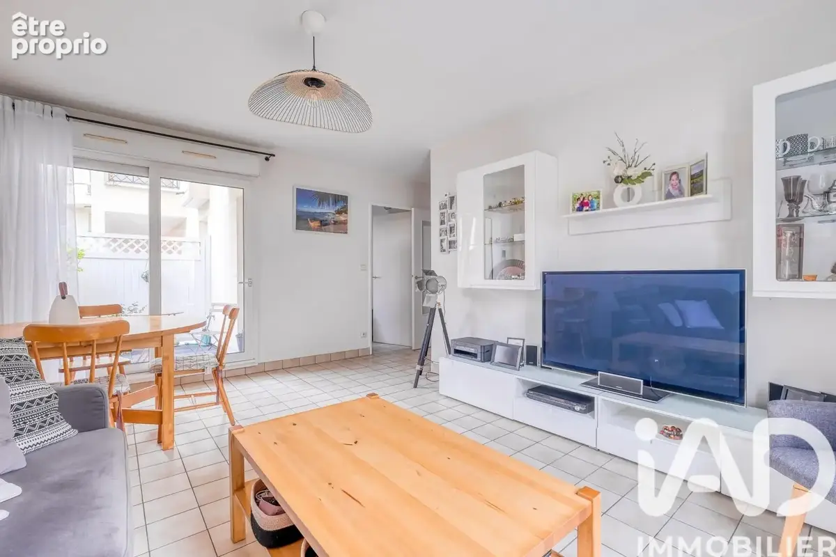 Photo 1 - Appartement à LIVRY-GARGAN