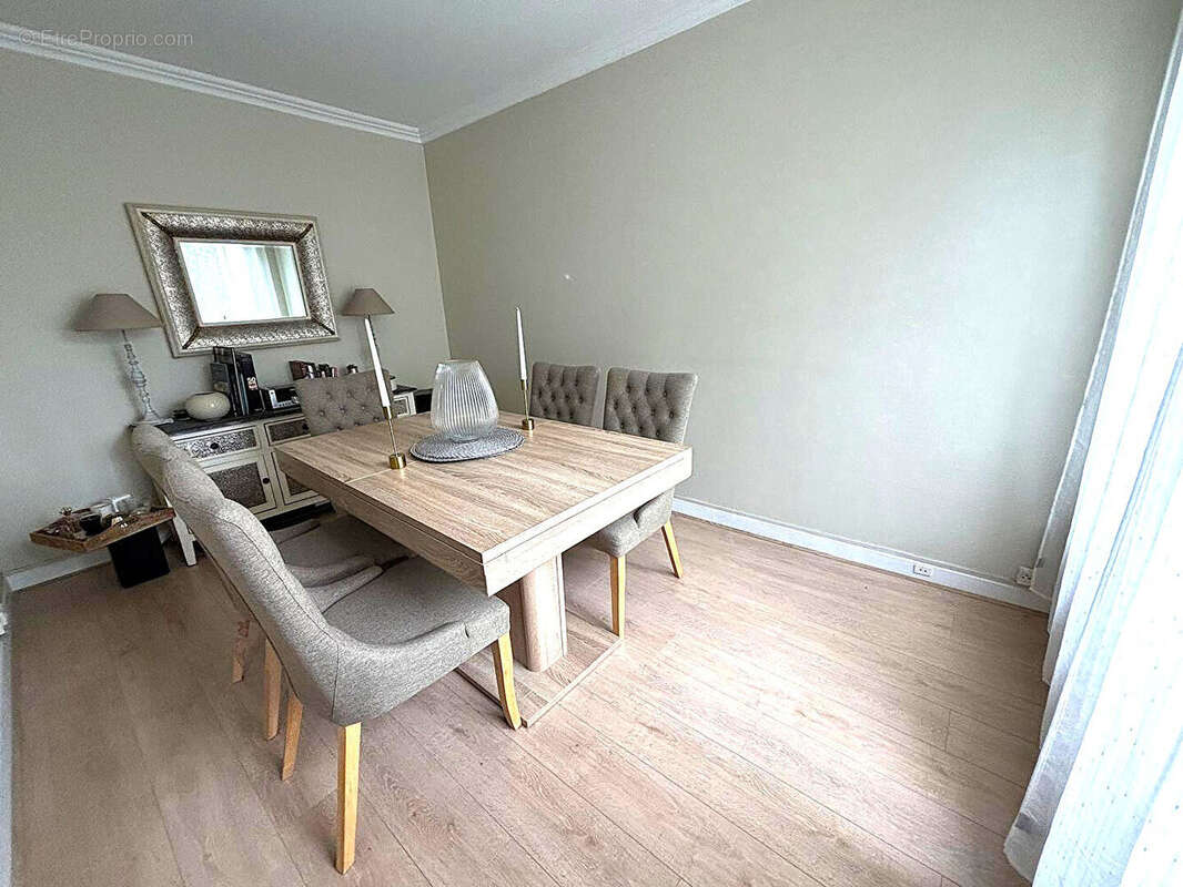 Appartement à SAINT-GRATIEN