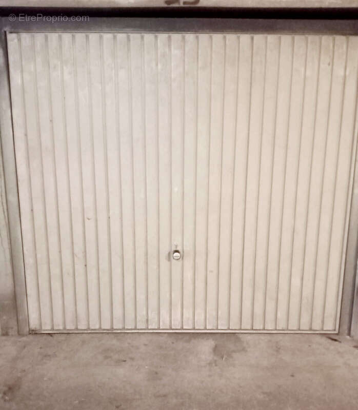 Evry village garage quartier aguado - photo 3