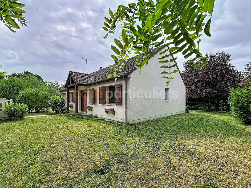 Maison à VILLEMANDEUR