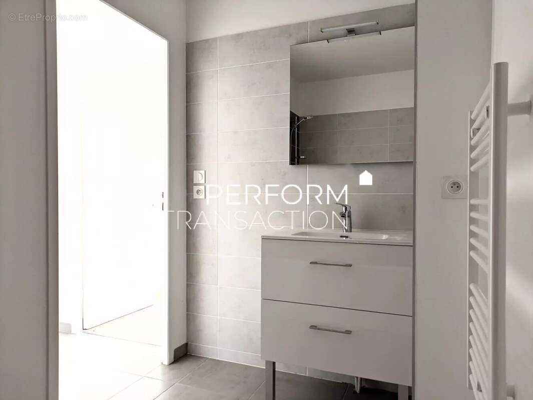 Appartement à ECHIROLLES