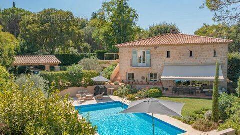 Maison à MOUGINS