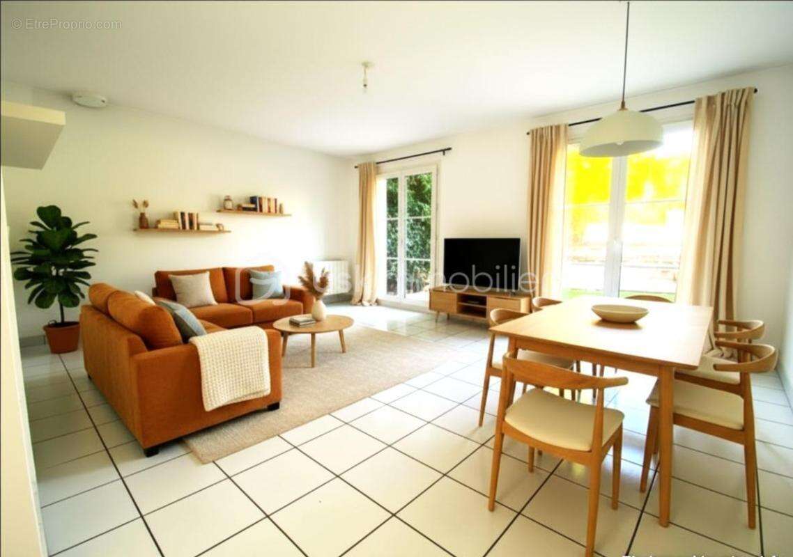 Maison à SAINT-GERMAIN-LES-ARPAJON
