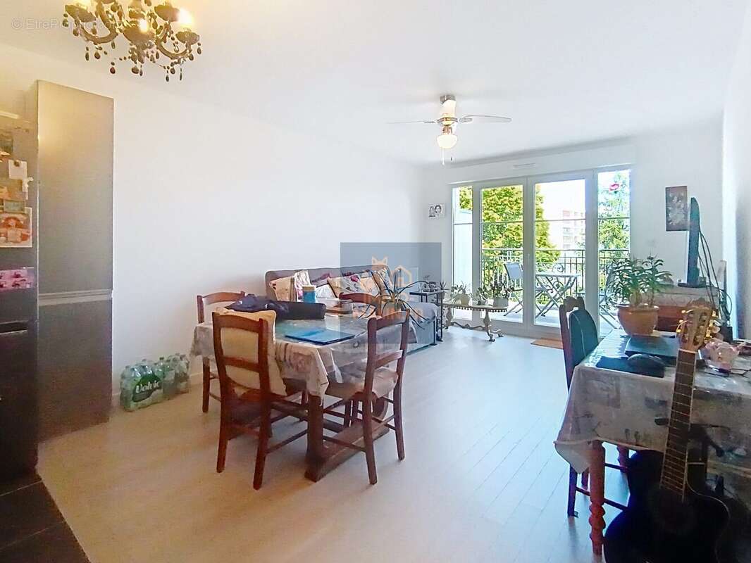 Appartement à LE PLESSIS-ROBINSON