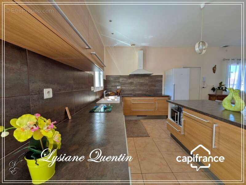 Maison à MONTREDON-DES-CORBIERES
