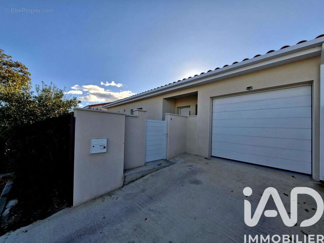 Photo 3 - Maison à NISSAN-LEZ-ENSERUNE