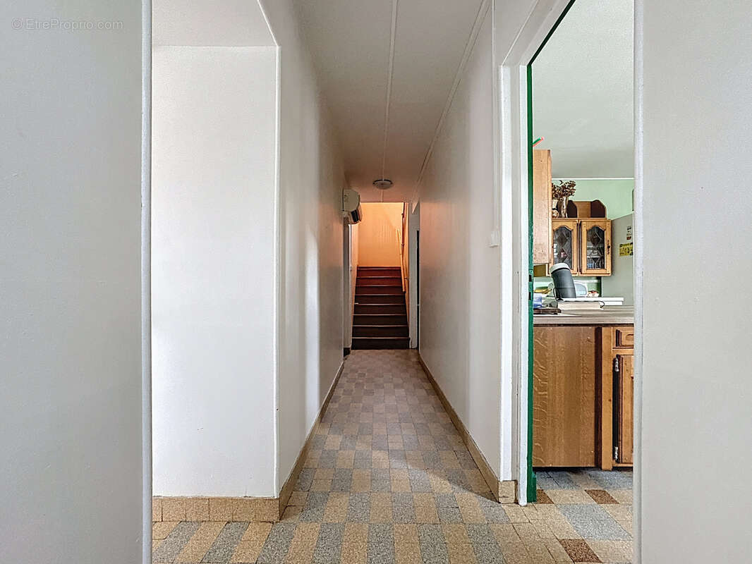 Maison à MONTMIRAIL