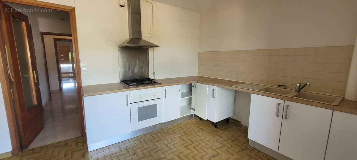 Appartement à HYERES