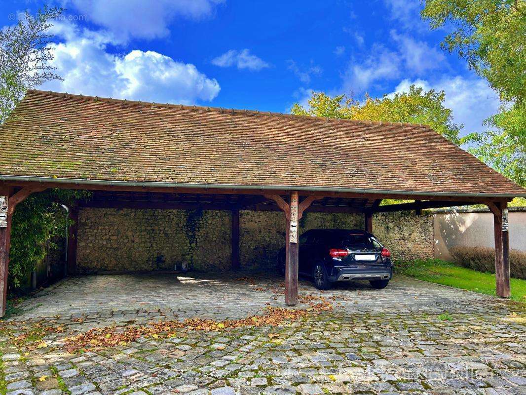 Maison à GARANCIERES