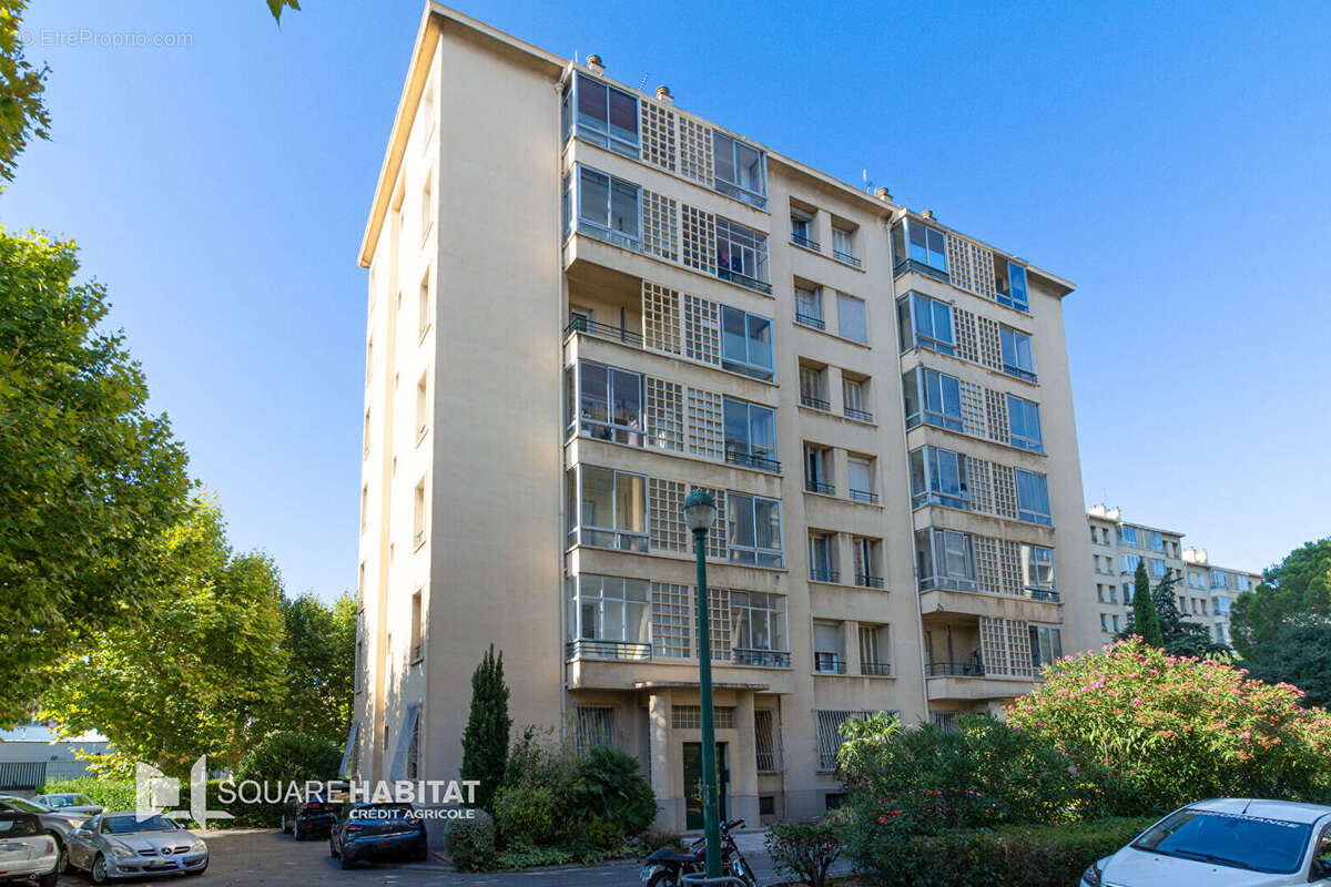 Appartement à MARSEILLE-9E