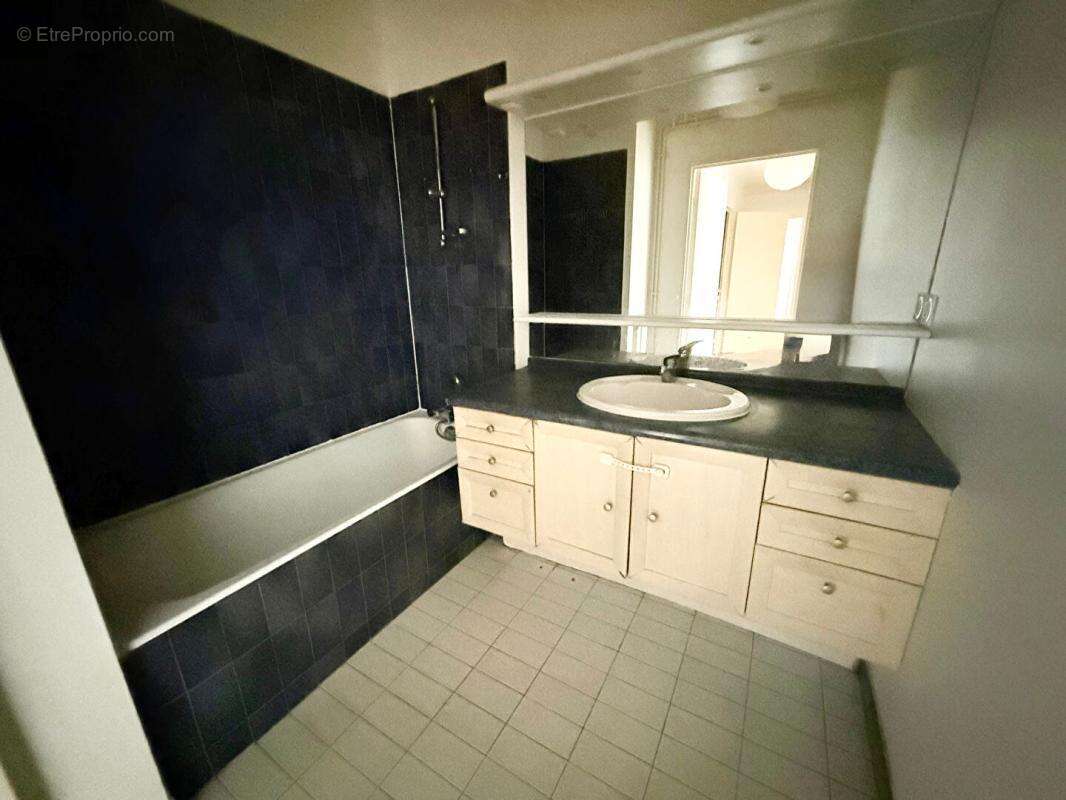 Appartement à SURESNES