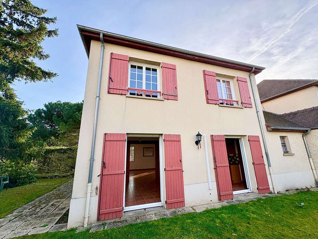 Maison à MAISONS-LAFFITTE