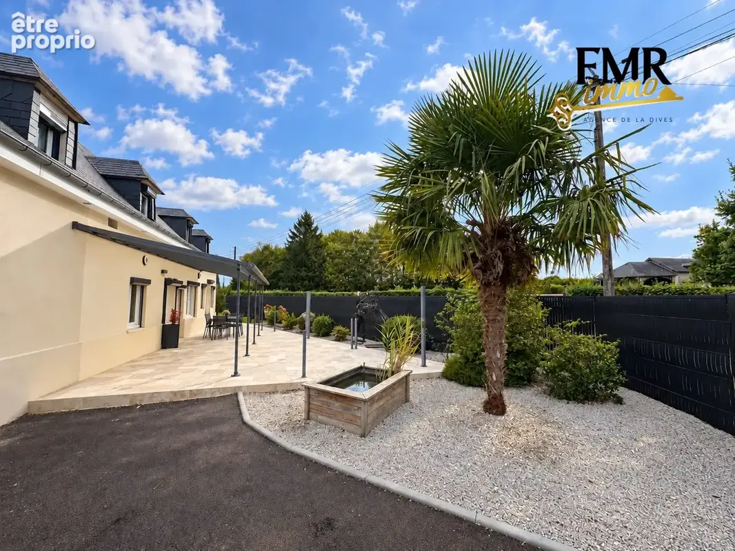Photo Maison à Les Monceaux au prix de 450 000€