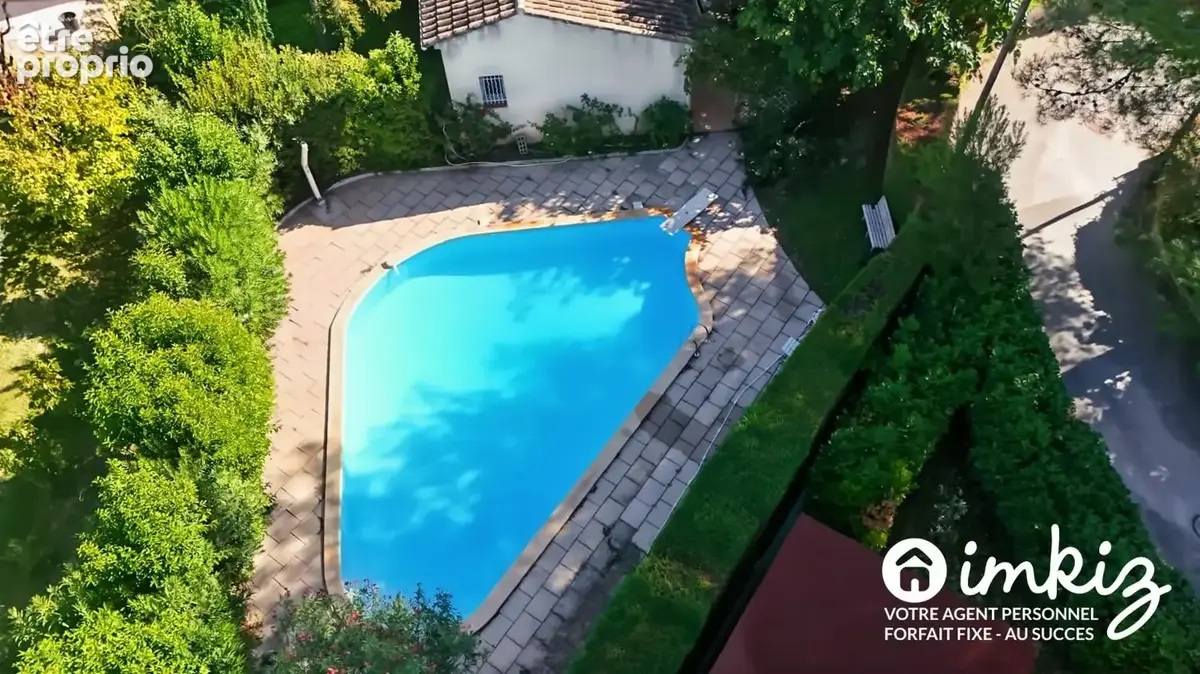 Spacieuse villa familiale avec piscine et garage - photo 4