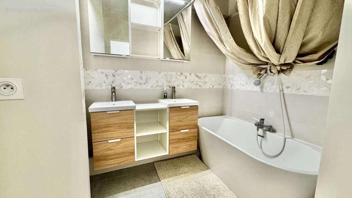 Appartement à CHAMPIGNY-SUR-MARNE