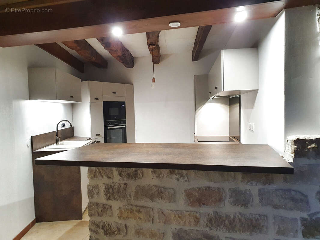 Maison à MONTALIEU-VERCIEU