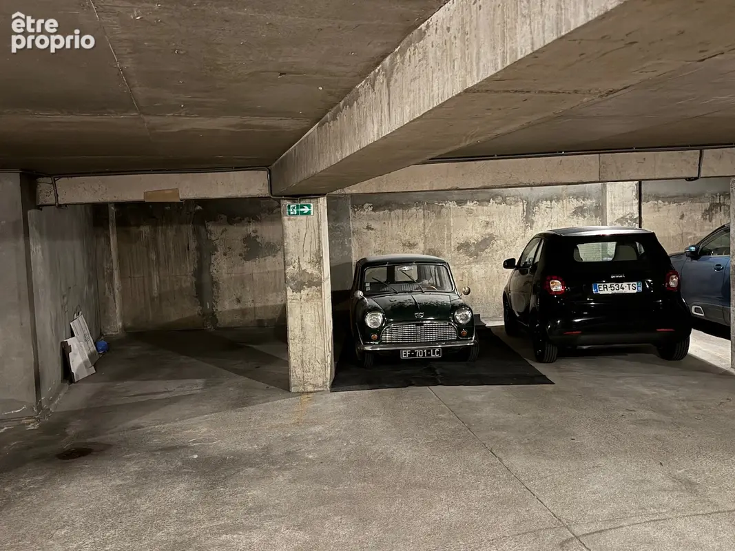 Parking Théâtre de l'Odéon - 49900 uros - photo 2