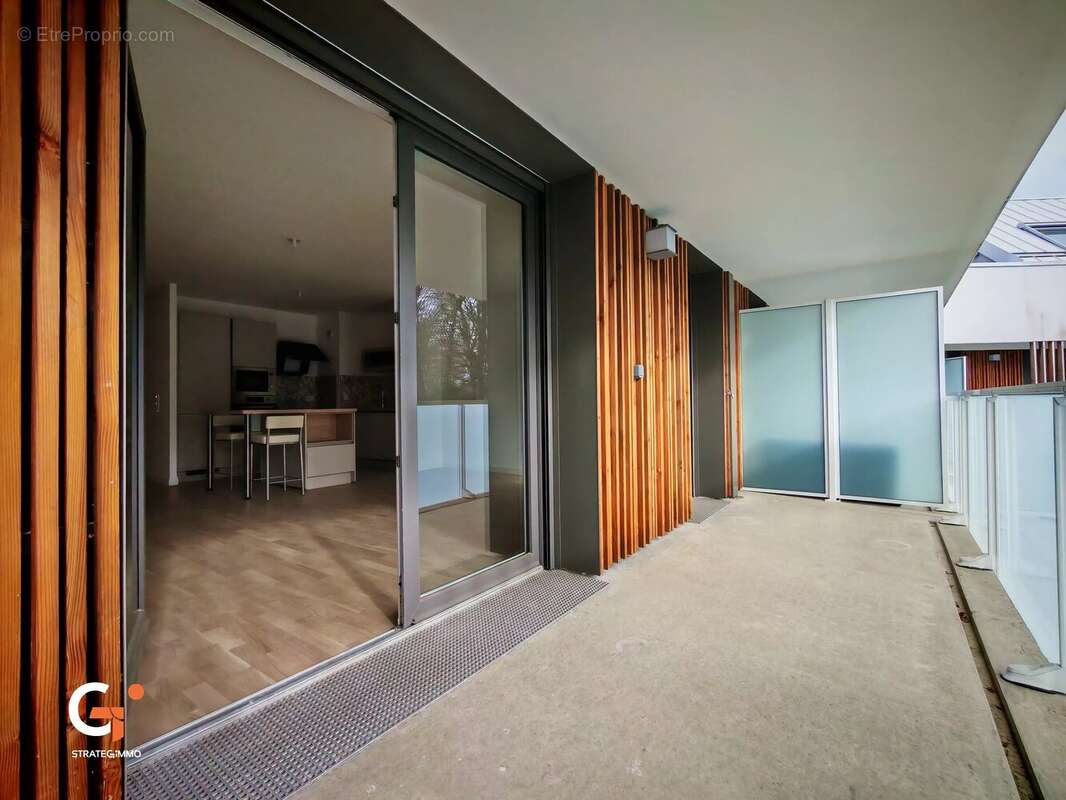 Appartement à MONT-SAINT-AIGNAN