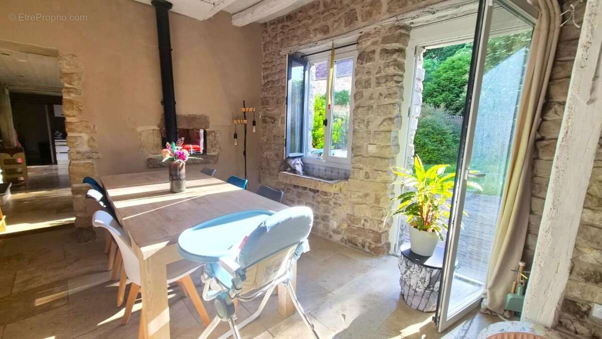 Maison à ETAMPES