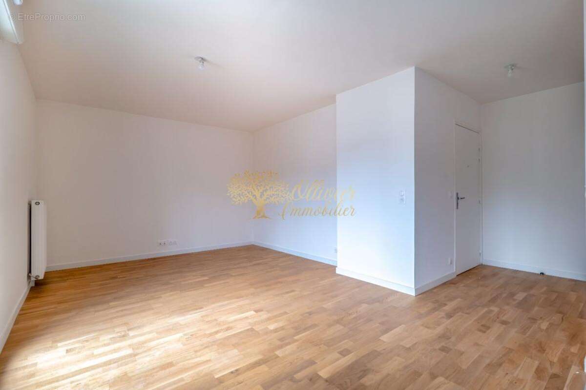 Appartement à MAISONS-ALFORT